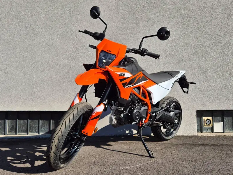 KTM 125 SMC R (2025 - 26) (4)