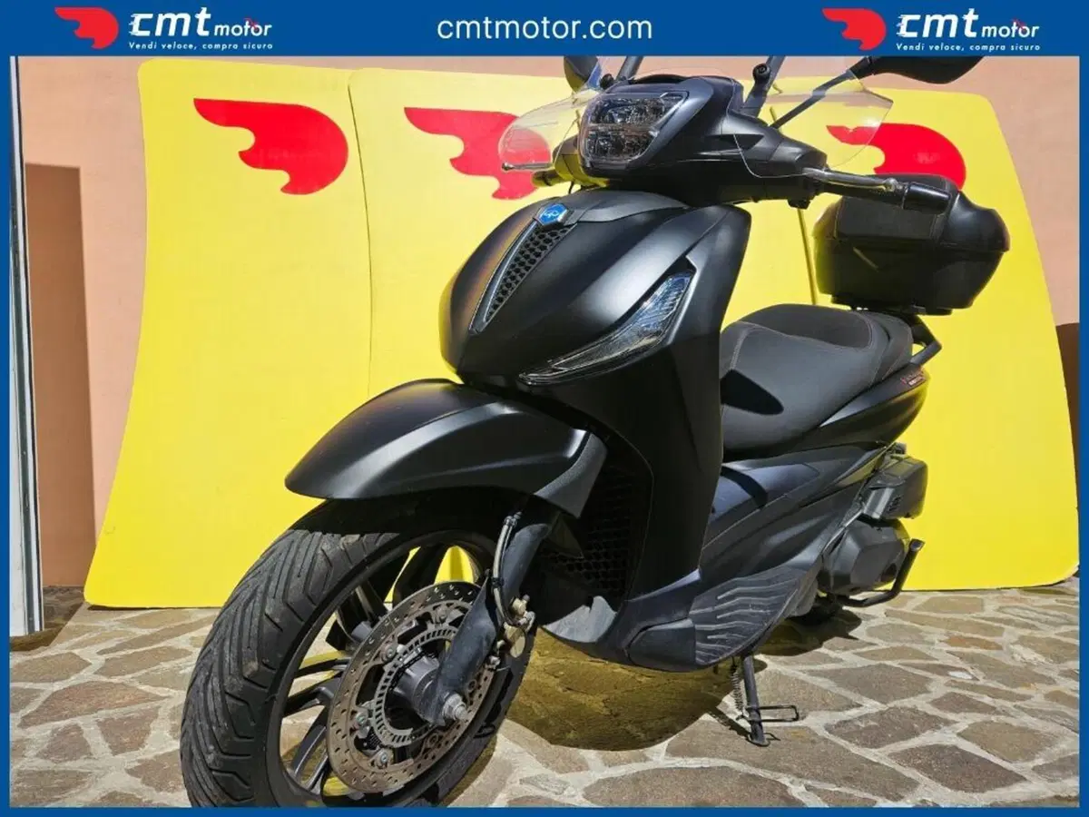 Piaggio Beverly 400 S ABS-ASR (2021 - 24) (2)