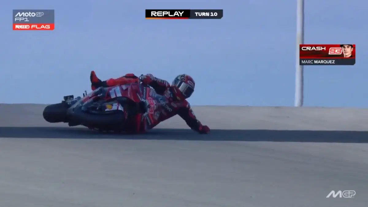 La caduta di Marquez nelle FP1 del GP delle Americhe 2026 (4)