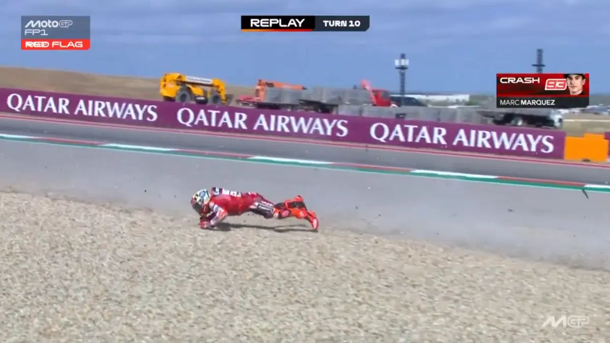 La caduta di Marquez nelle FP1 del GP delle Americhe 2026 (7)