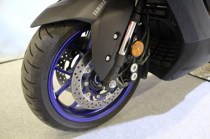 Yamaha T-Max 560 (2025 - 26) (14)