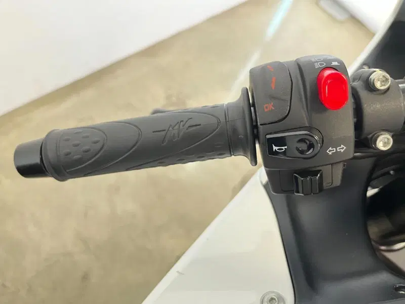MV Agusta F3 675 EAS ABS (2017 - 20) (12)