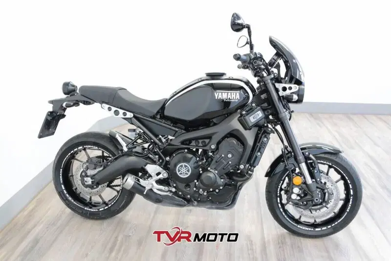 Yamaha XSR 900 (2022 - 24)