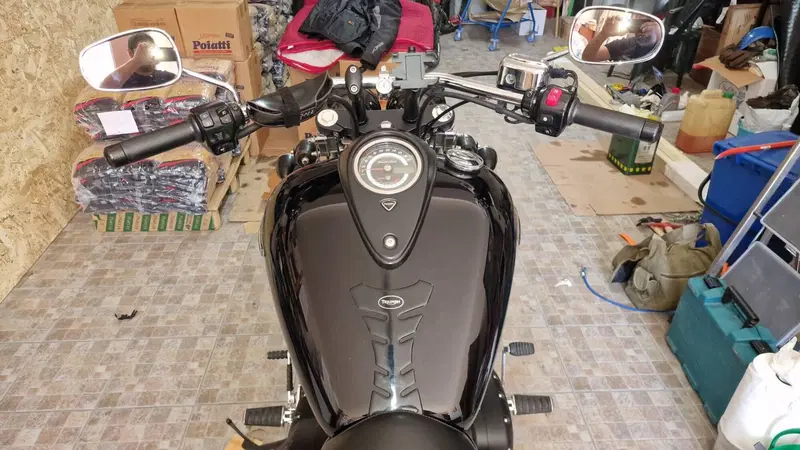 Triumph Thunderbird Storm 1700 (2010 - 16) (5)