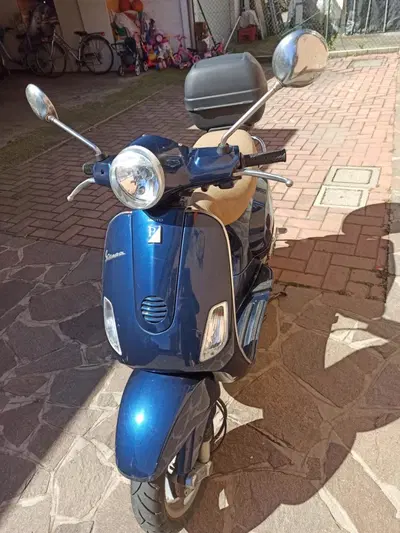 Vespa LX 150 (2005 - 11) usata