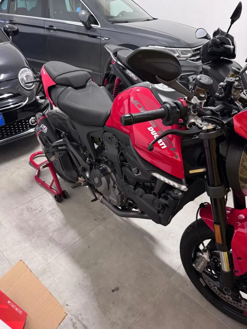 Ducati Monster 937 + (2021 - 25) (12)
