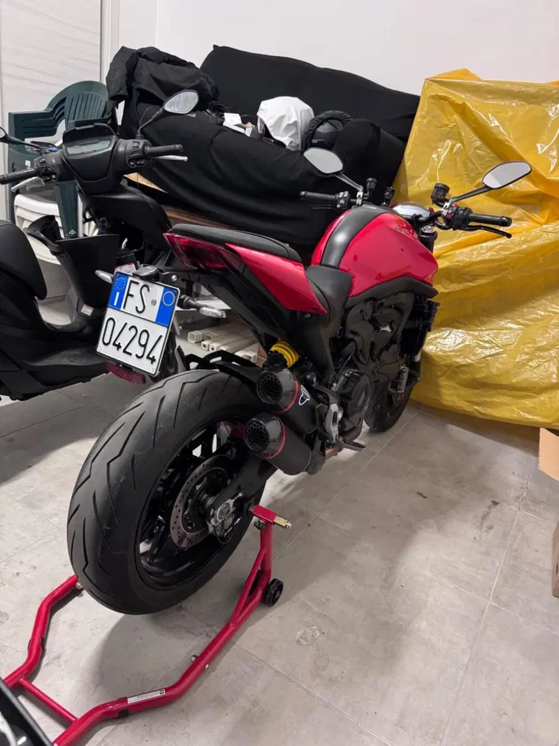 Ducati Monster 937 + (2021 - 25) (14)