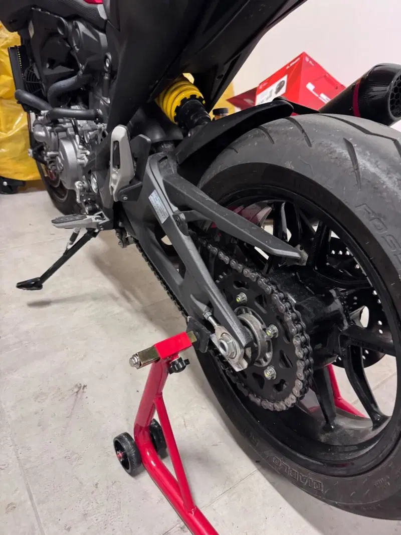 Ducati Monster 937 + (2021 - 25) (16)