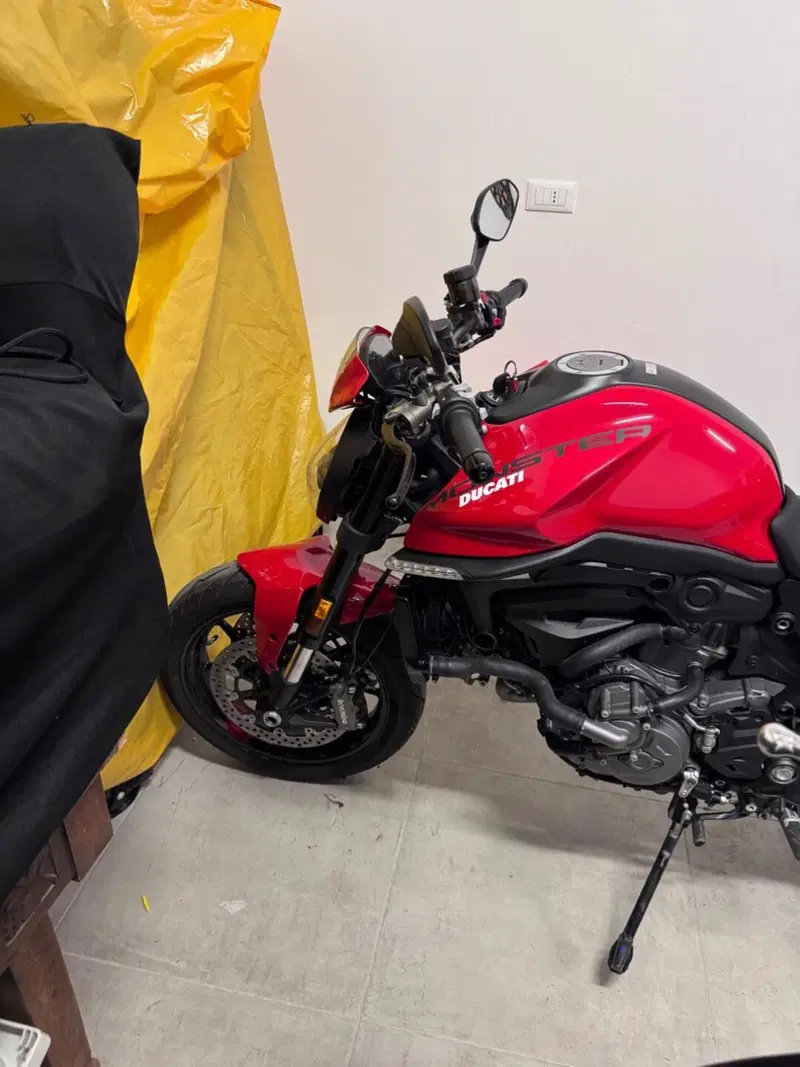 Ducati Monster 937 + (2021 - 25) (17)
