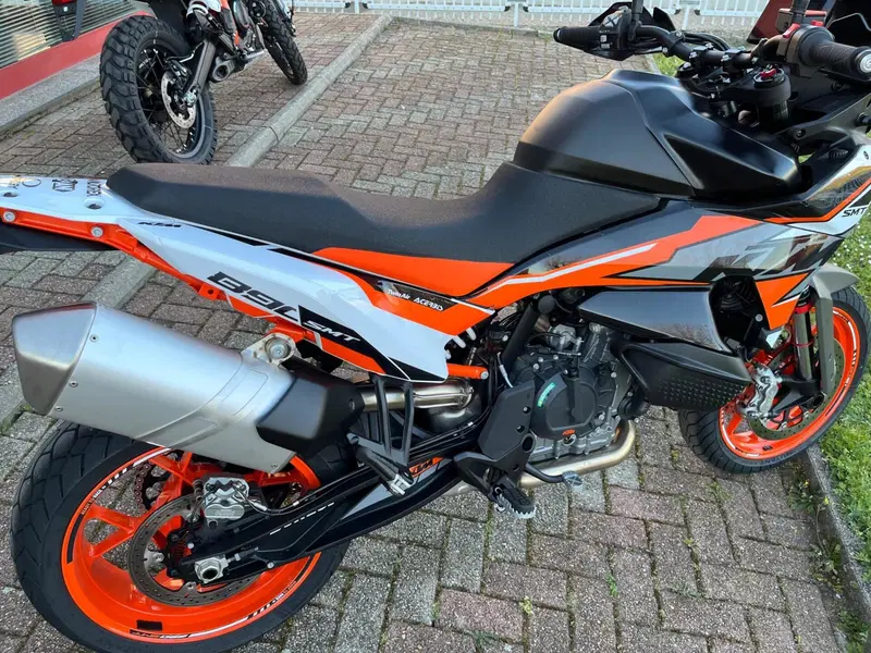 KTM 890 SMT (2023 - 25) (14)