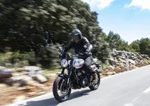 Triumph Tracker 400 2026 TEST: la prova della nuova Flat Track per patente A2 [VIDEO E GALLERY]