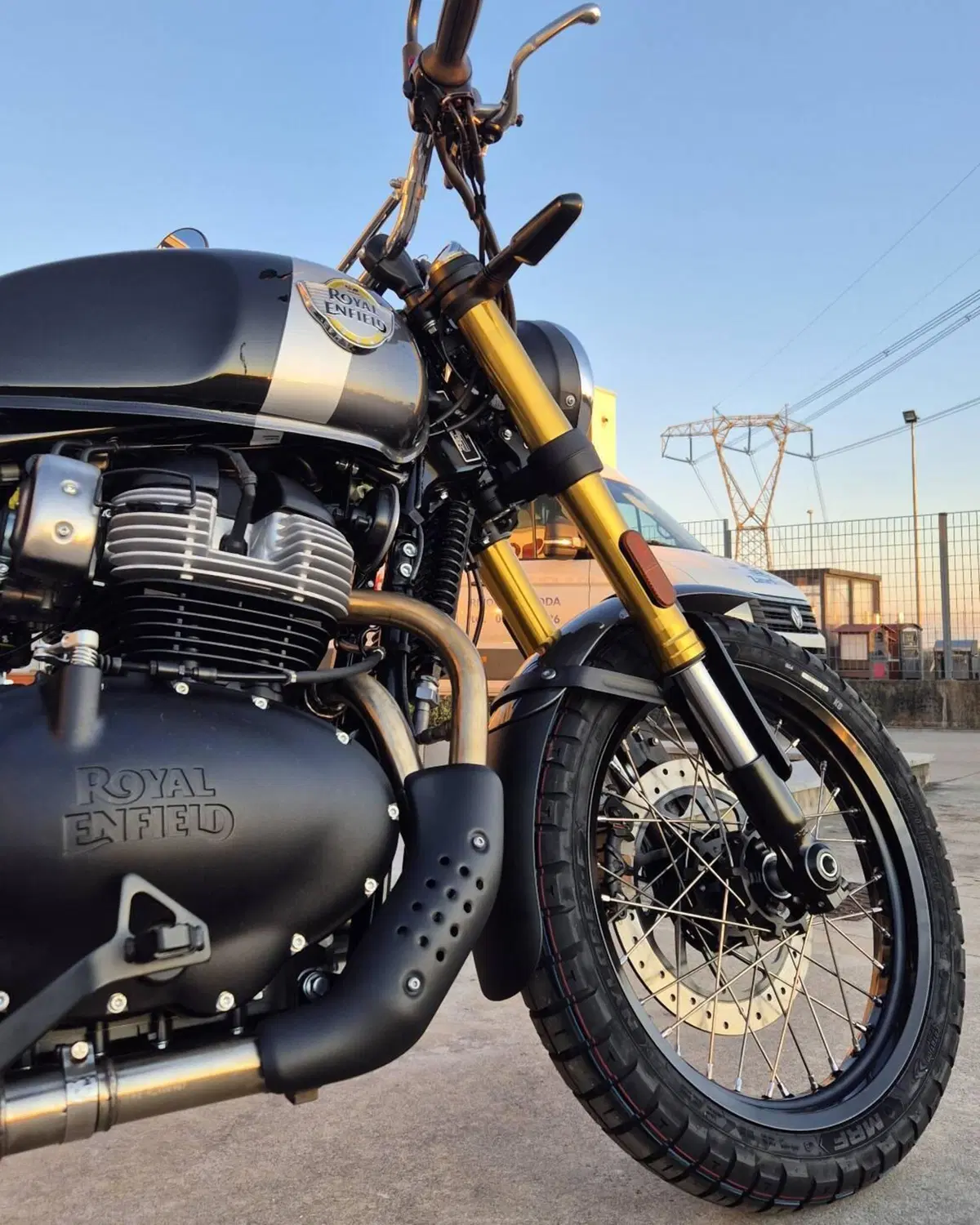 Royal Enfield Bear 650 (2025 - 26) (5)