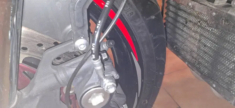 Yamaha MT-10 (2017 - 20) (6)