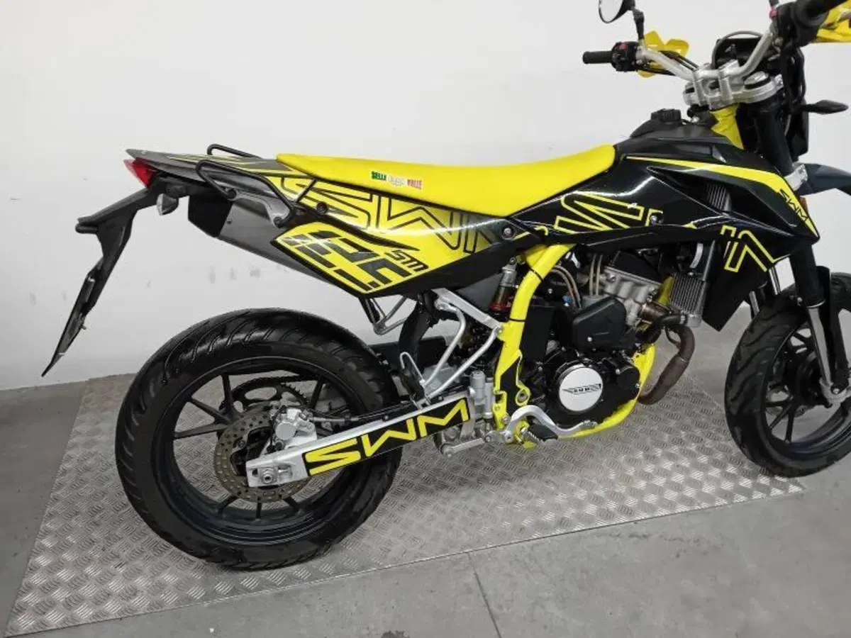Swm SM 125 R (2022 - 24) (3)