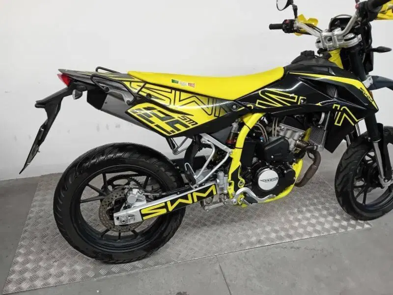 Swm SM 125 R (2022 - 24) (3)