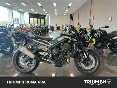 Triumph Street Triple 765 R (2023 - 26) usata
