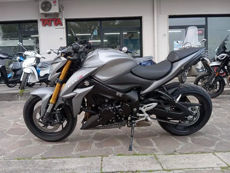 Suzuki GSX-S1000 ABS (2015 - 17) (3)