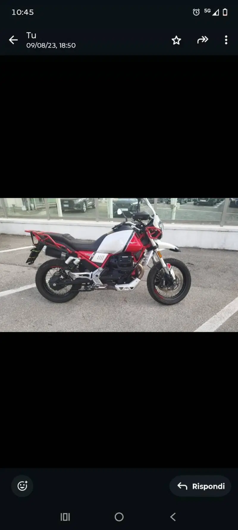 Moto Guzzi V85 TT Evocative Graphics (2019 - 20) (2)