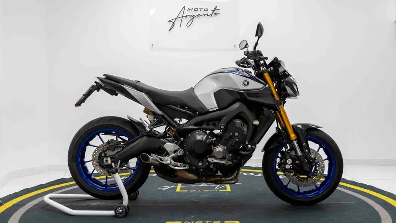 Yamaha MT-09 SP (2018 - 20) (2)
