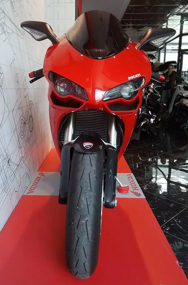Ducati 848 (2007 - 13) (5)