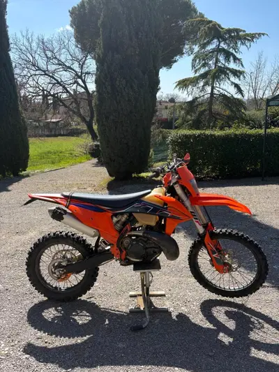 KTM 300 EXC E TPI (2022) usata