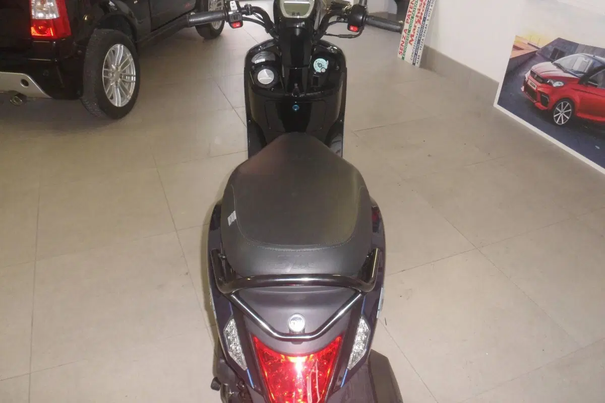 Sym Mio 50 (2021 - 26) (6)