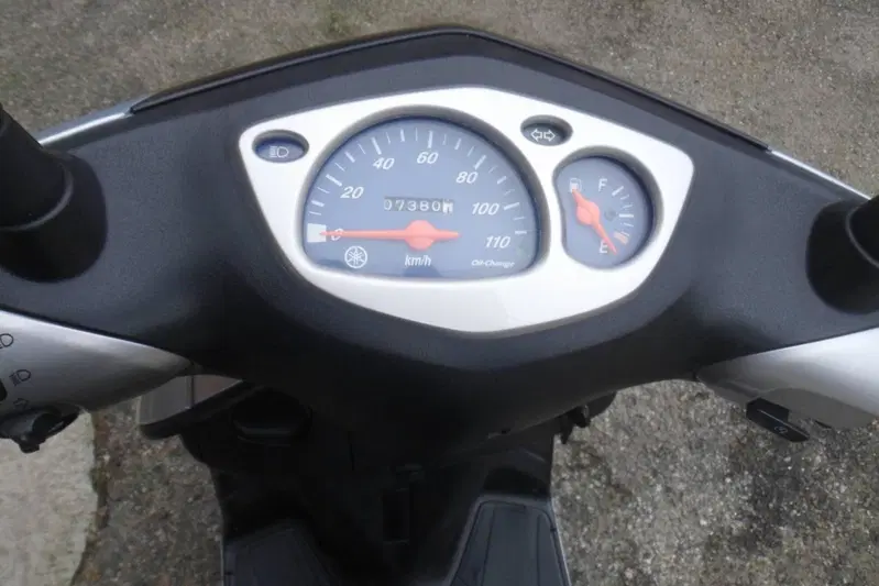 Yamaha Cygnus X 125 (2004 - 05) (6)