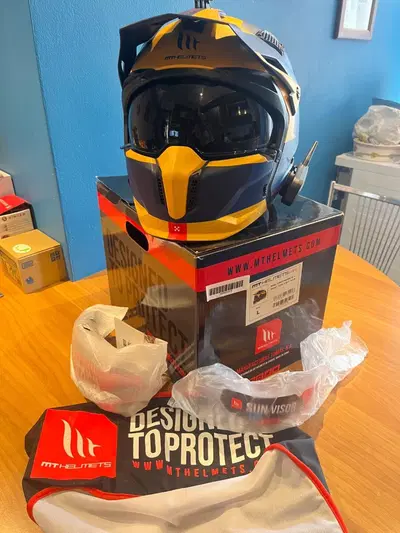 Casco modulare STREETFIGHTER Mt Helmets