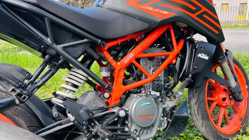 KTM 125 Duke (2021 - 23) (5)