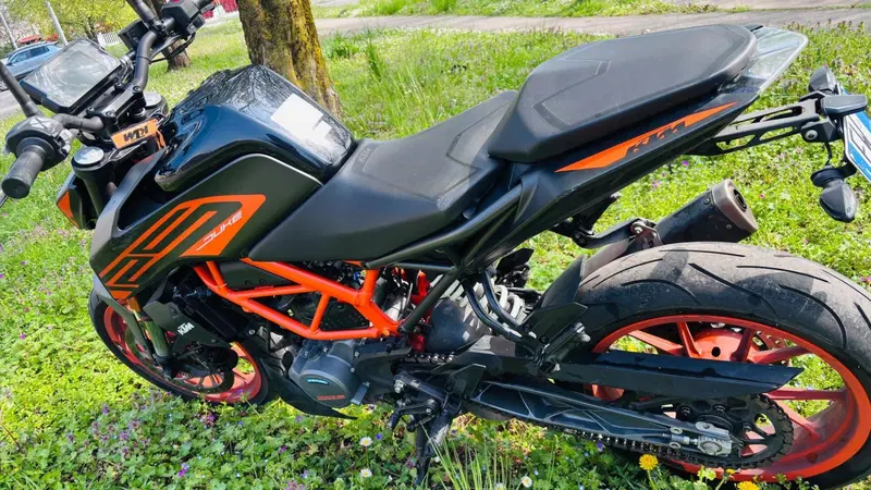 KTM 125 Duke (2021 - 23) (7)