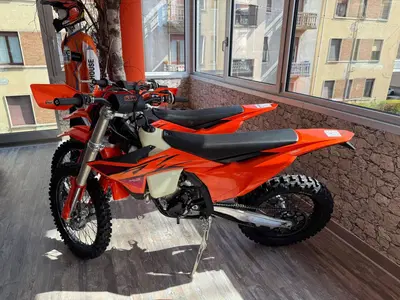 KTM 250 EXC-F (2026) nuova