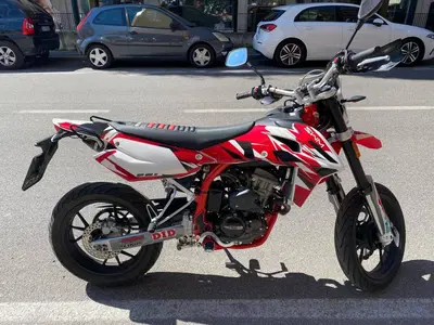 Swm SM 125 R (2022 - 24) usata