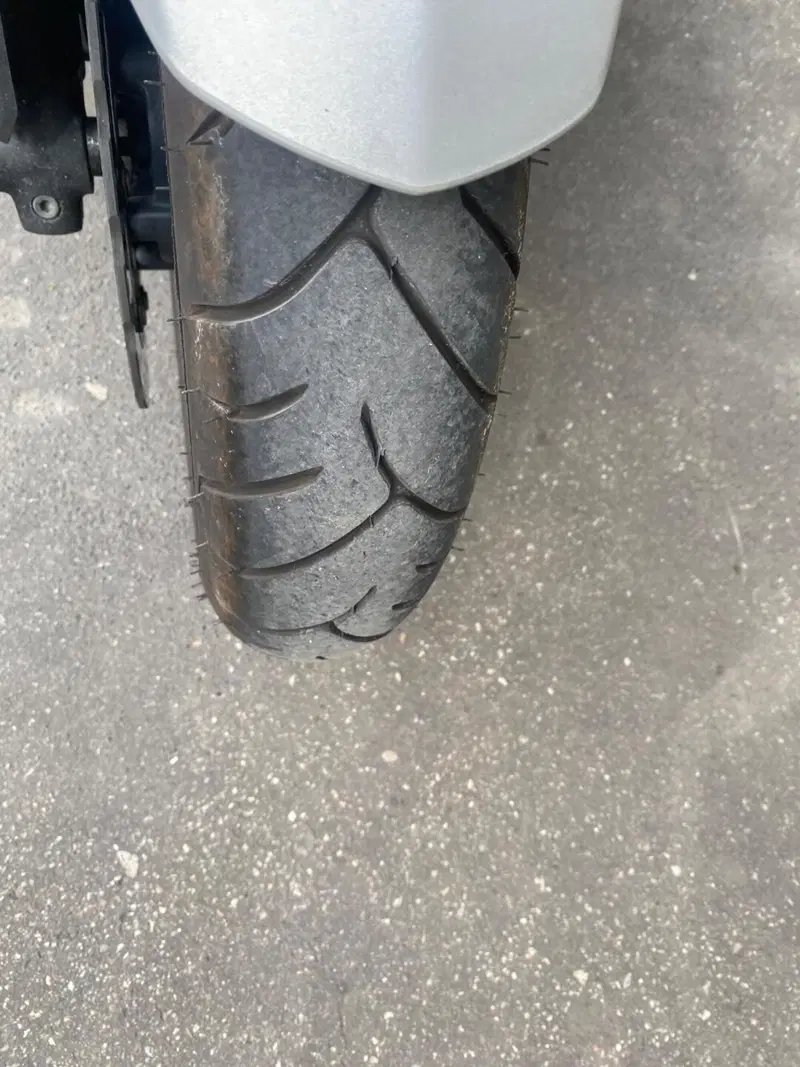 Kymco AK 550 (2017 - 19) (2)