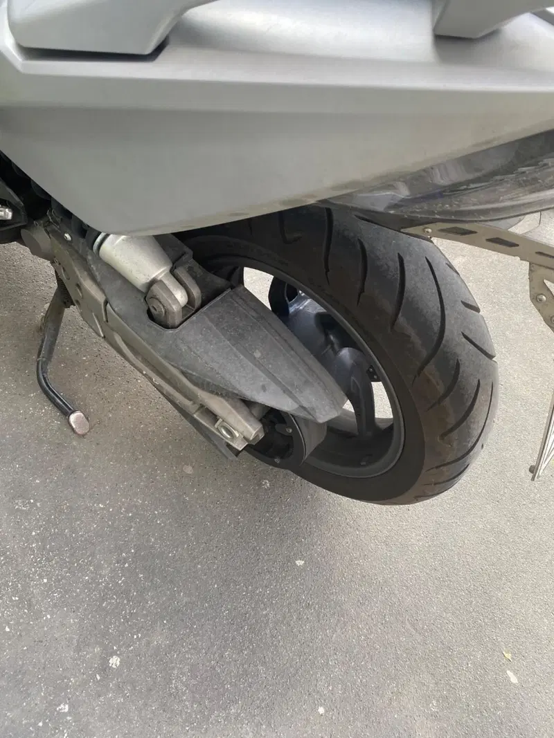 Kymco AK 550 (2017 - 19) (6)