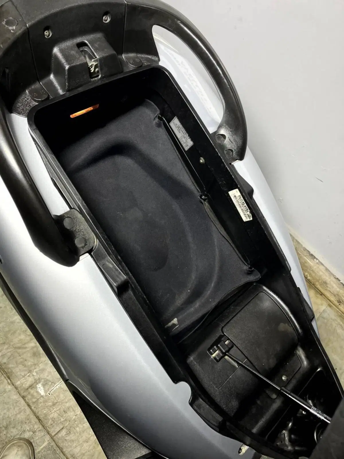 Piaggio X9 250 Evolution (7)