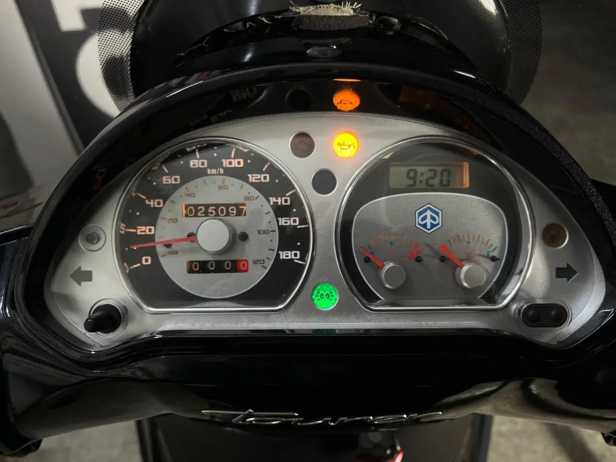 Piaggio Beverly 250 i.e. (2004 - 06) (6)