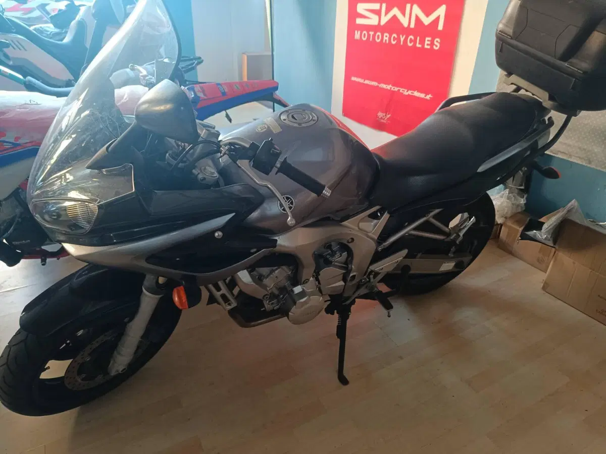 Yamaha FZ6 (2004 - 07)