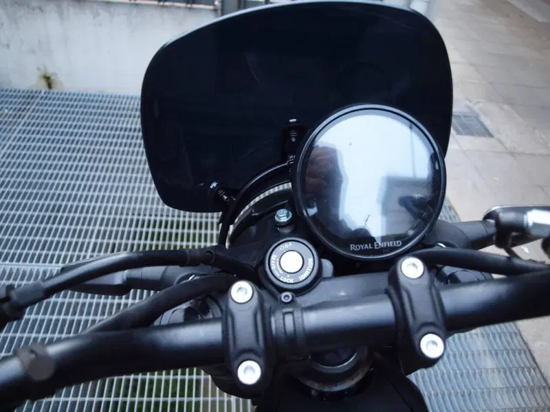 Royal Enfield Guerrilla 450 (2024 - 26) (3)