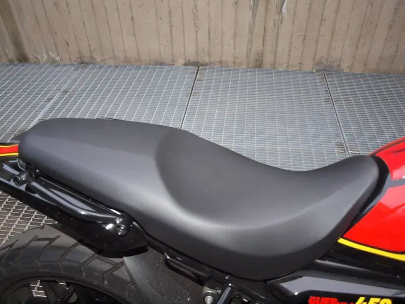Royal Enfield Guerrilla 450 (2024 - 26) (7)
