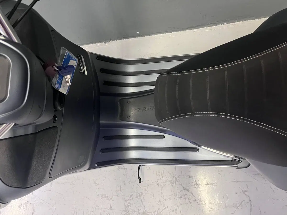 Vespa GTS 300 Hpe (2021 - 22) (6)