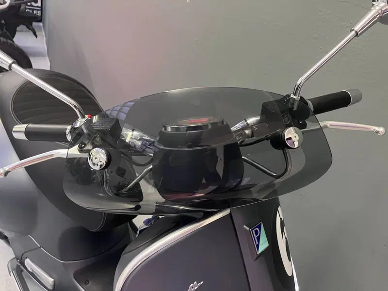 Vespa GTS 300 Hpe (2021 - 22) (13)