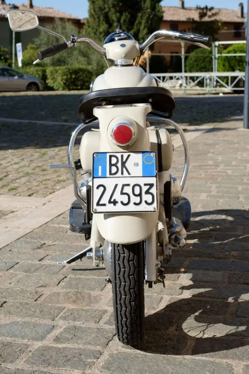 Motom DELFINO 160 (4)