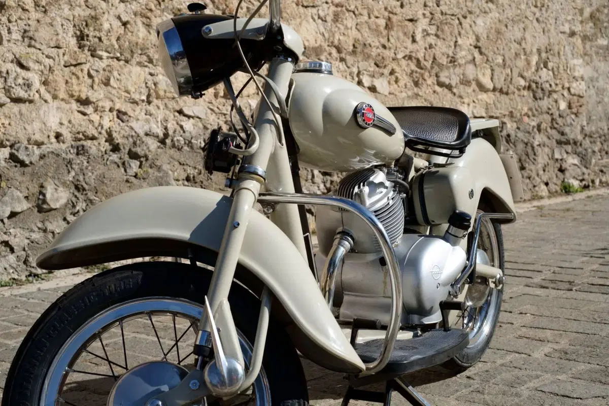 Motom DELFINO 160 (5)