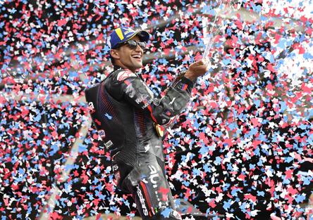 Martin, vittoria da urlo: Ero in shock dopo il traguardo, vincere sorpassando così è ancora più bello