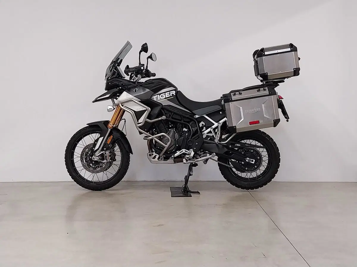 Triumph Tiger 900 GT Aragón Edition (2023 - 24) (3)
