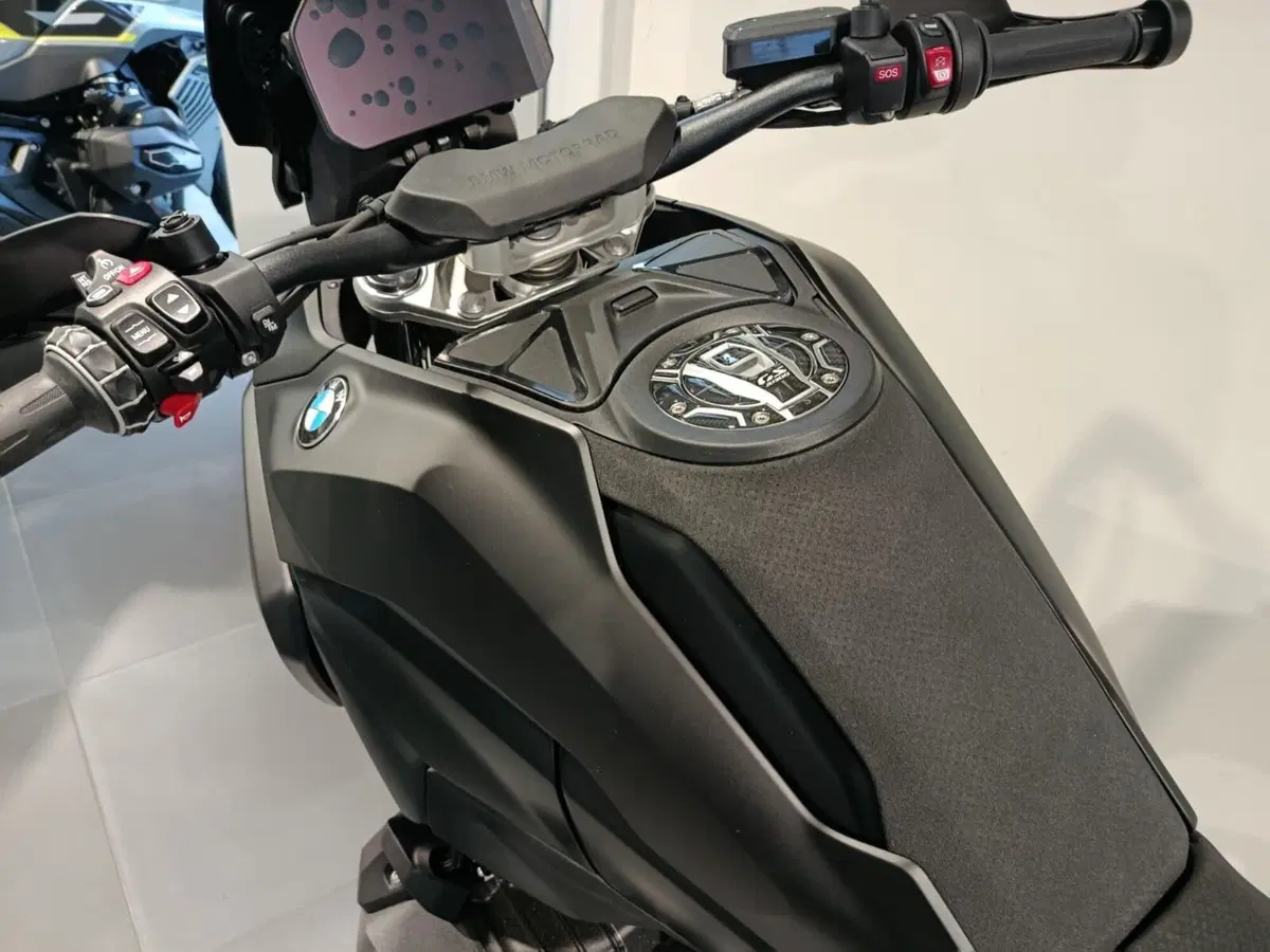 Bmw R 1300 GS ASA (2024 - 26) (4)