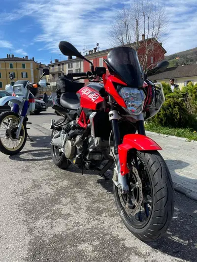 Aprilia Shiver 750 (2010 - 16) usata