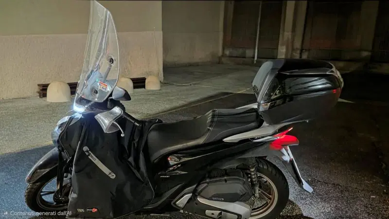 Honda SH 150i (2020 - 23) (2)