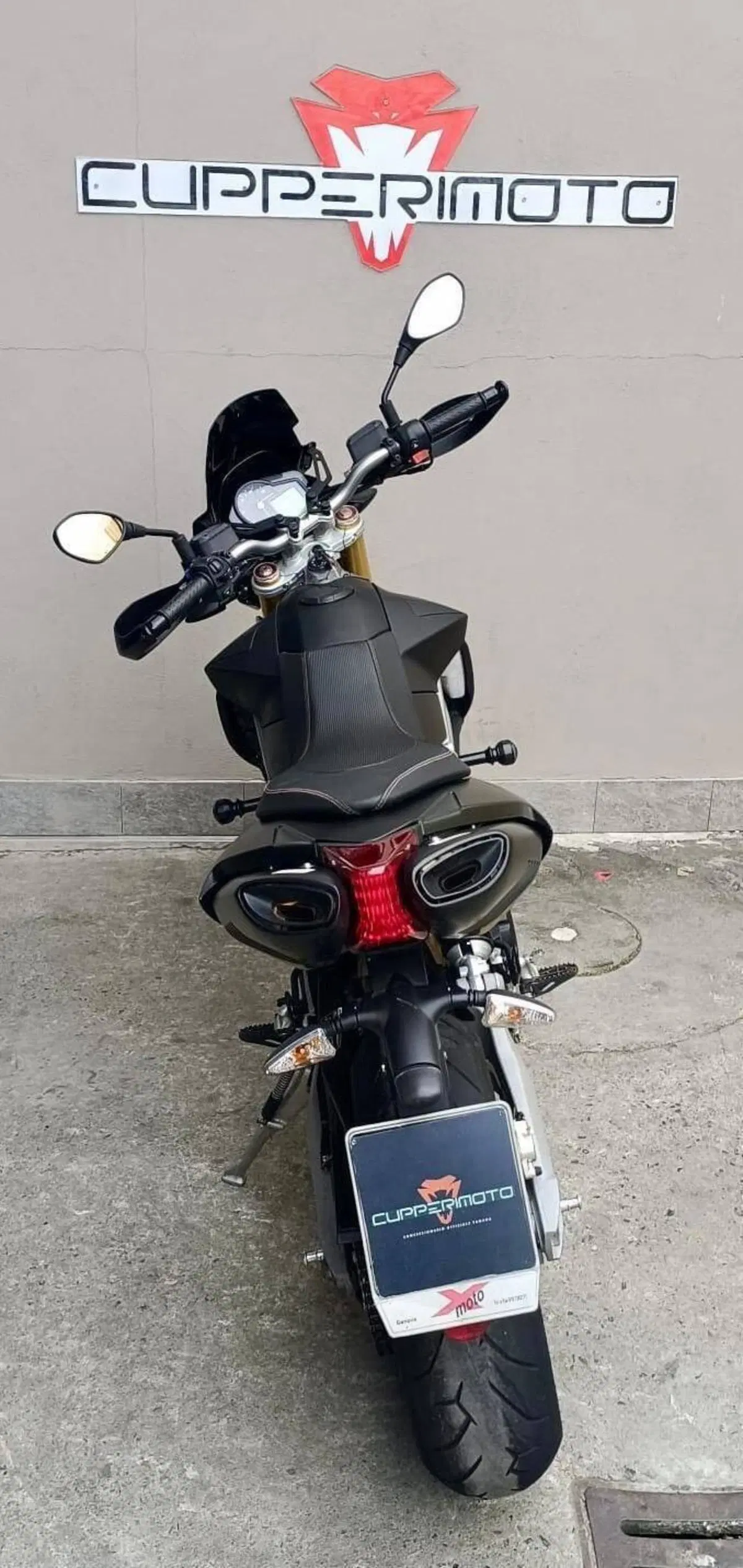Aprilia Dorsoduro 750 (2009 - 14) (4)