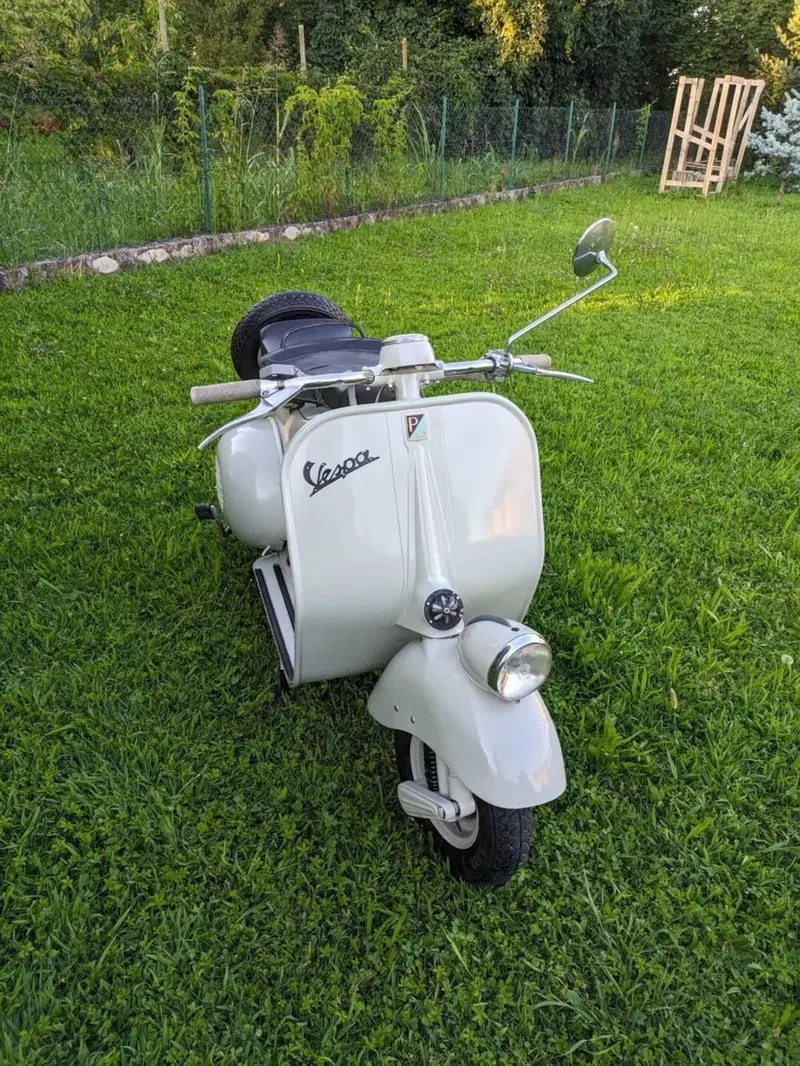 Piaggio Vespa (3)